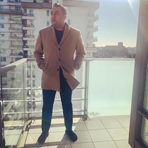 Meet your Posher, Ali